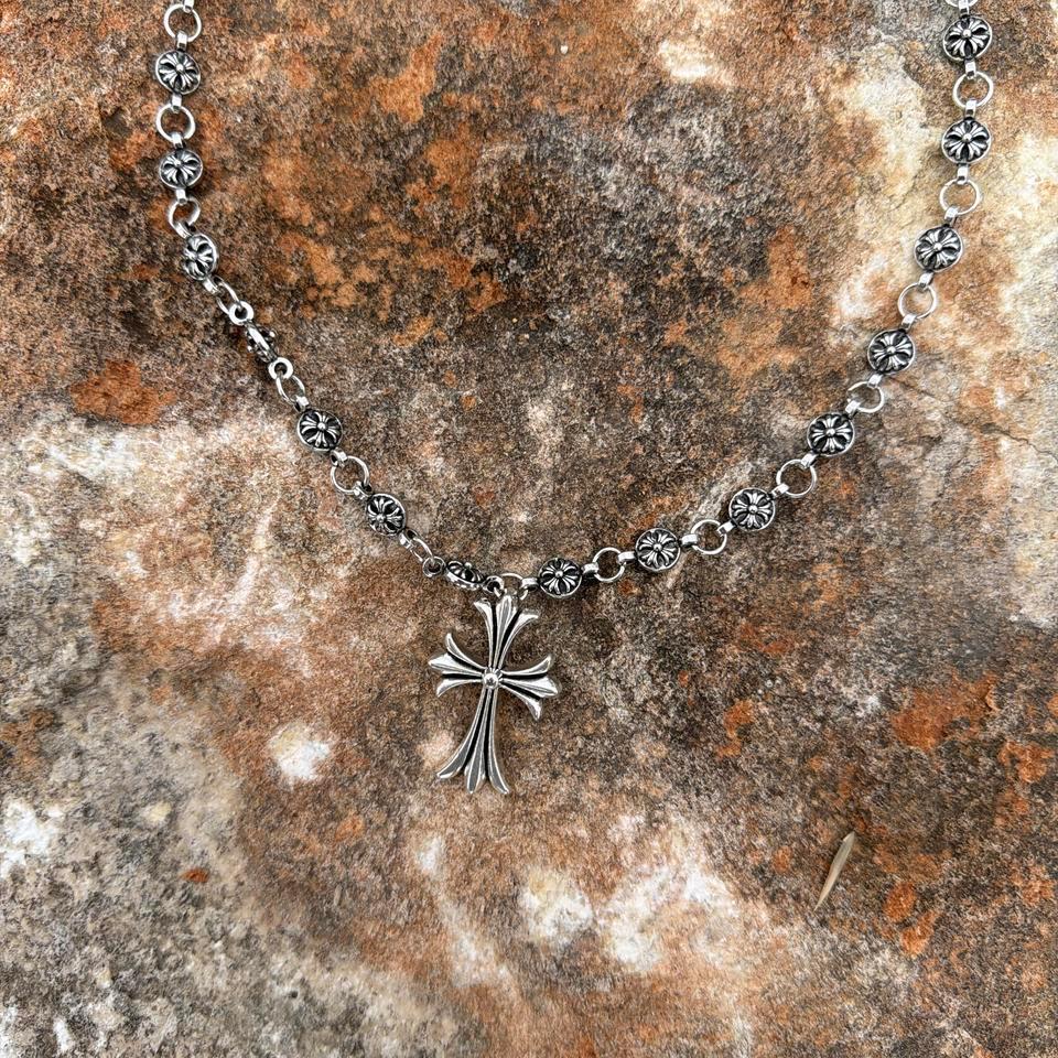 Silver Cross Necklace With Beaded 929f