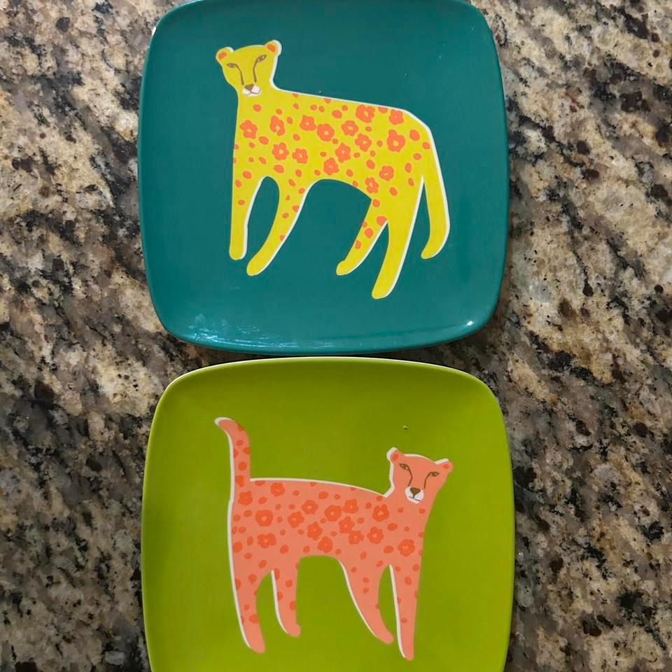 World Market 2 Appetizer Plates Fdd5