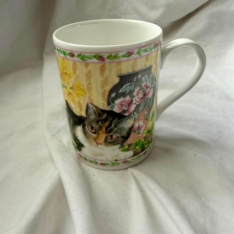 Vintage Cozy Cats Fine Bone 03a7