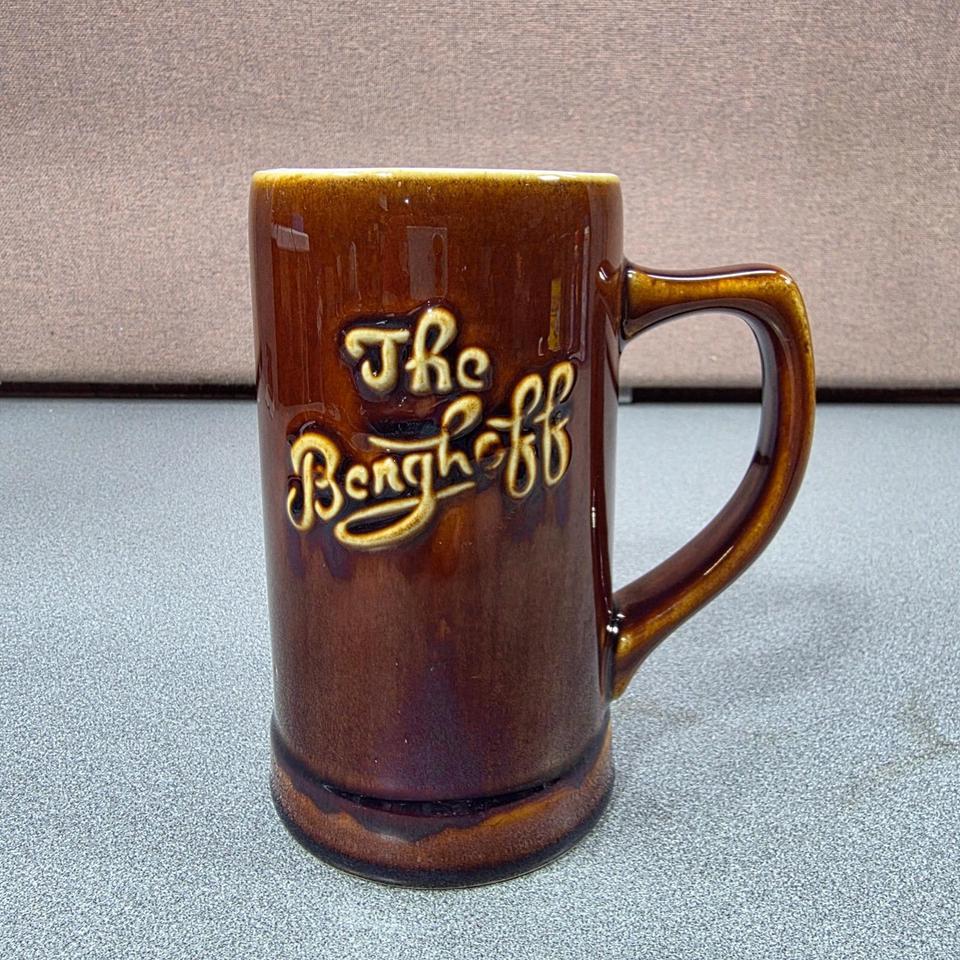 Hall Vintage The Berghoff Beer 1462 2