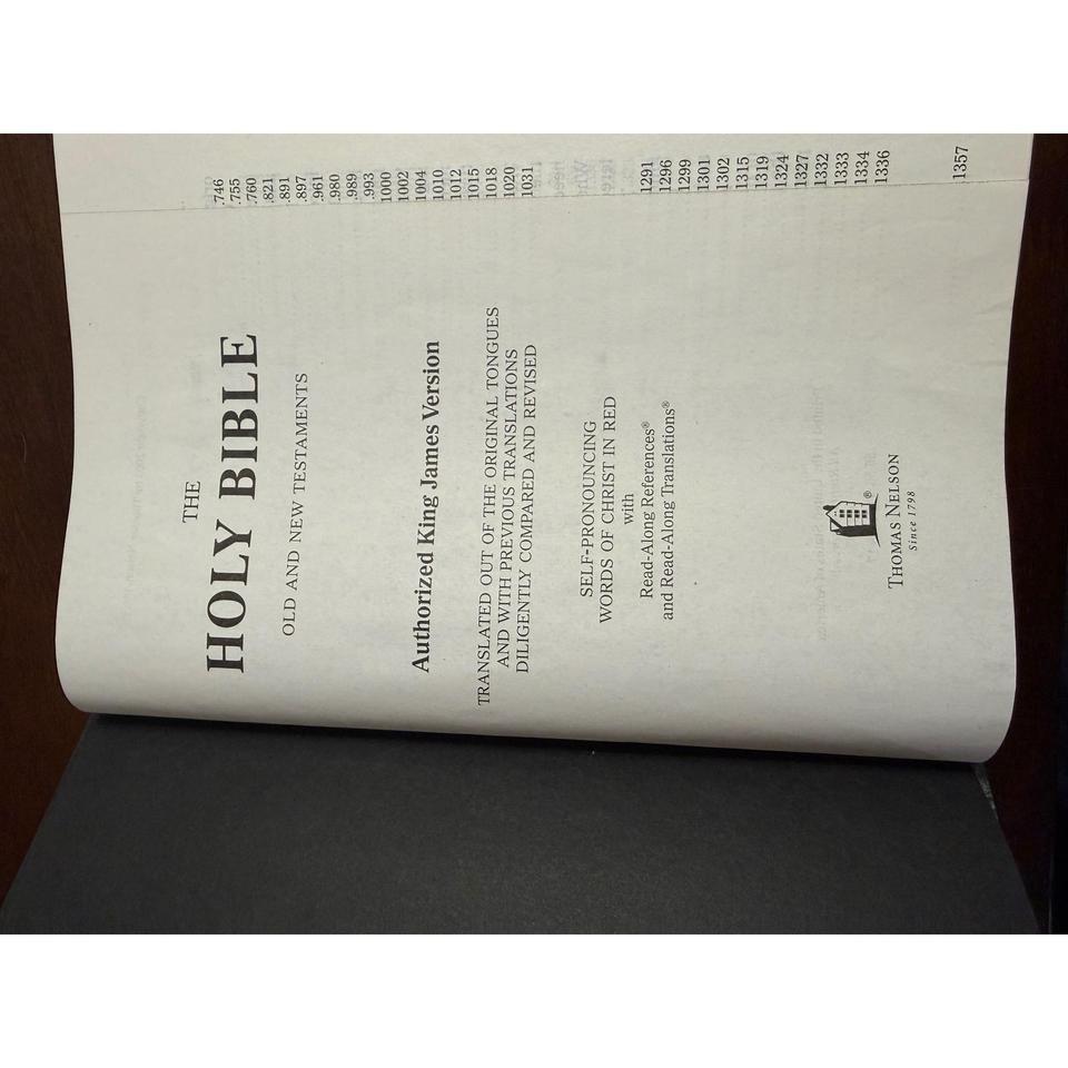 Thomas Nelson Kjv Holy Bible B9a7 4