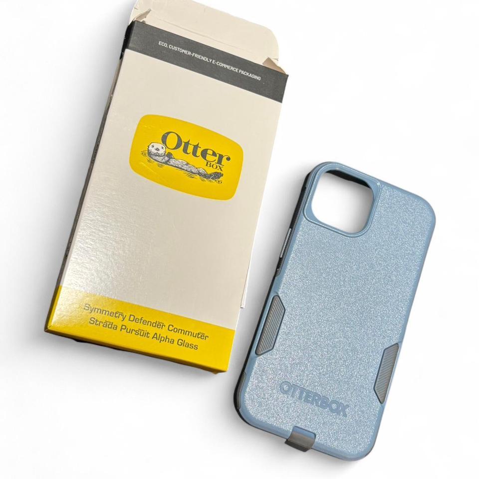 Iphone 15 Sky Blue Otter 9886 2