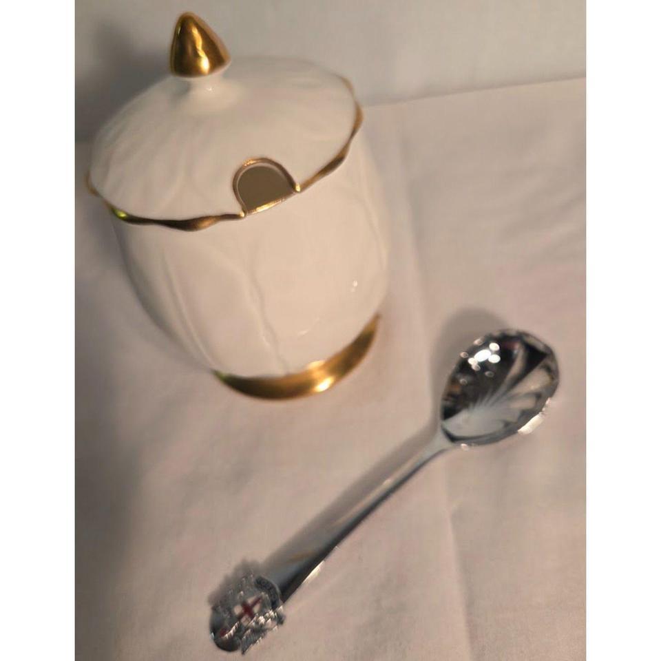 Elegant Vintage Aynsley Golden Crocus Abe8 3