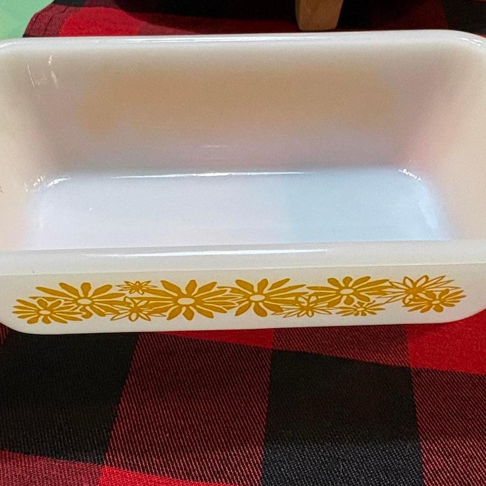 Yellow Floral Pattern Glasbake Casserole 2