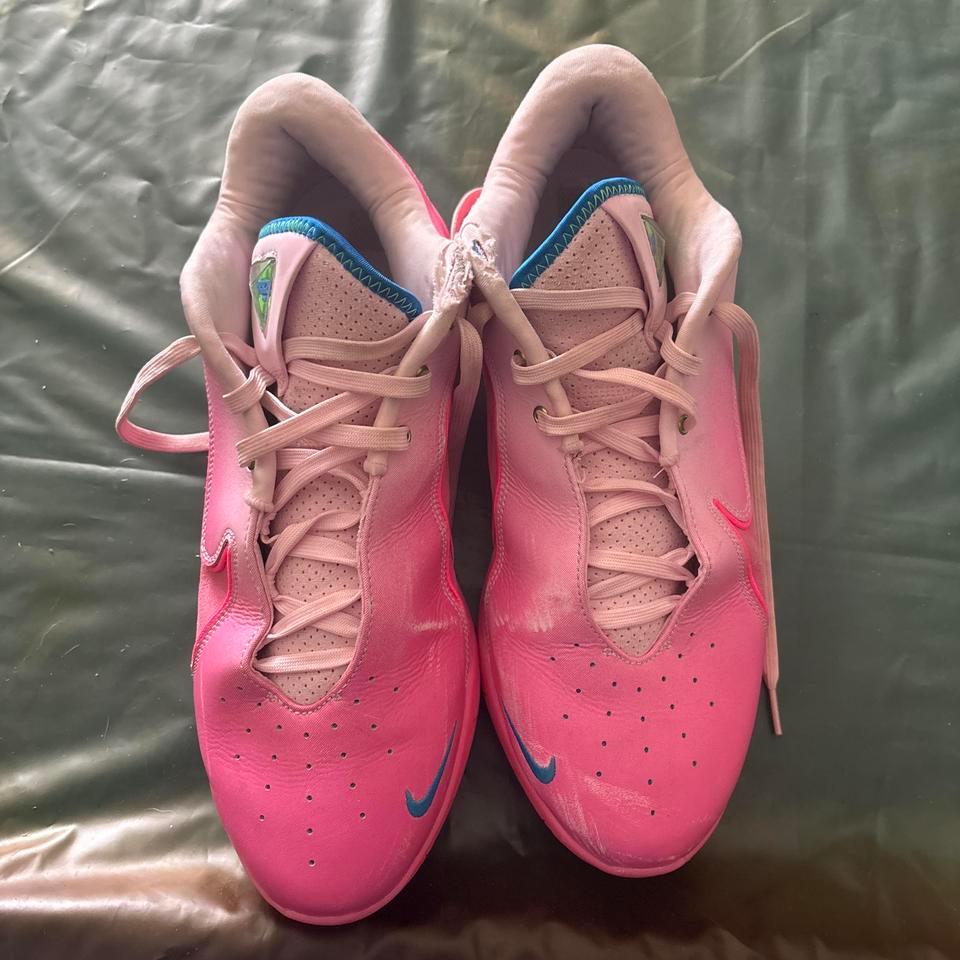 Nike Lebron 22 Monopoly Colorway 582d 2