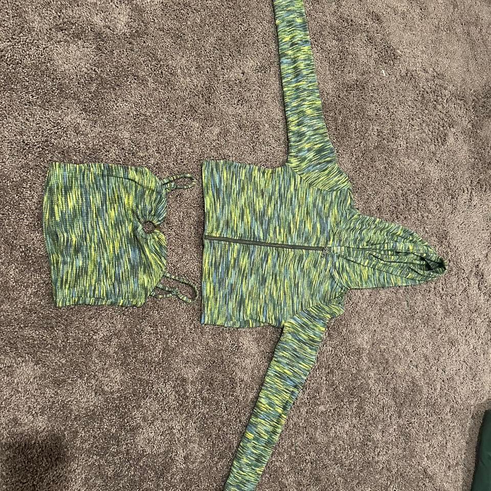 American Eagle Cropped Cami With 6