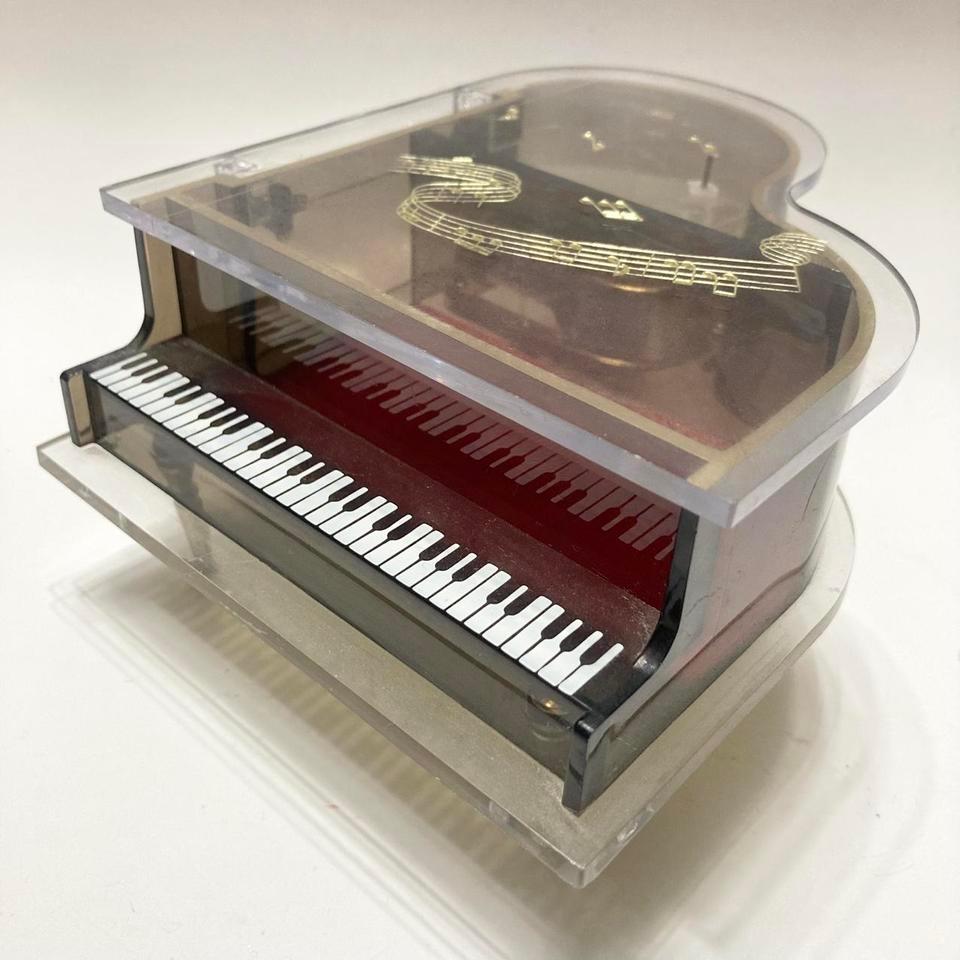Vintage Sankyo Clear Acrylic Grand 2521