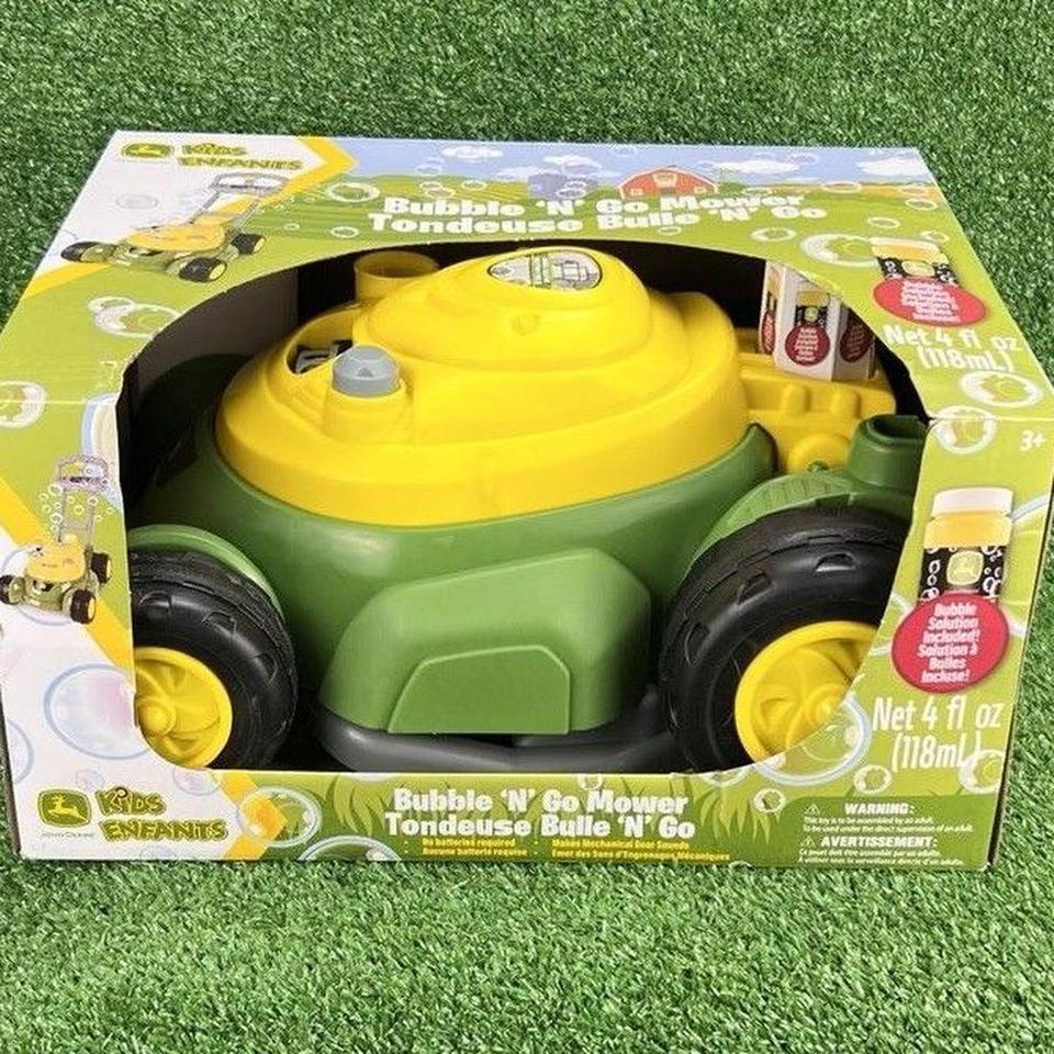 John Deere Bubble N Go Toy Lawn 1064 2