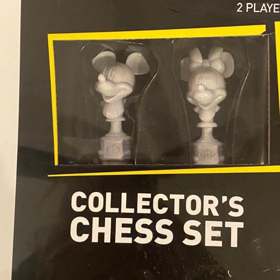 Disney Mickey Mouse 90th Anniversary 8918 2