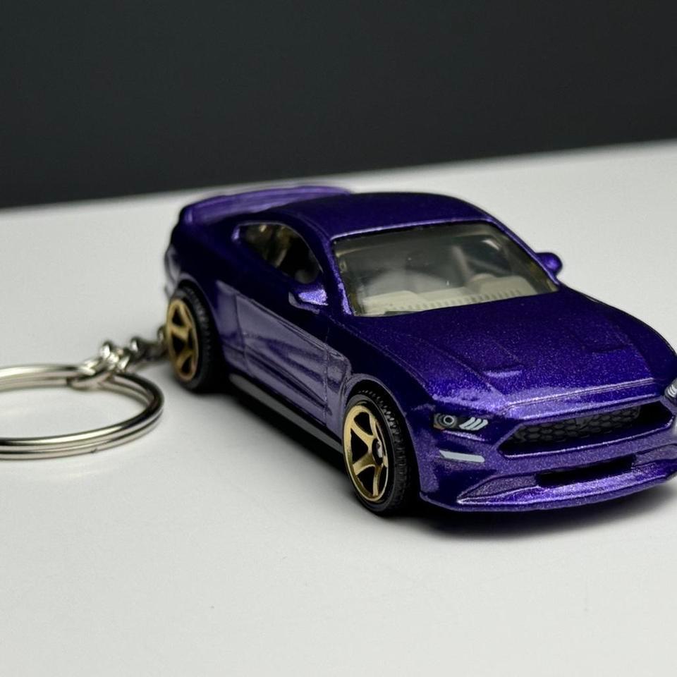 Purple Ford Mustang Gt Keychain Eba9