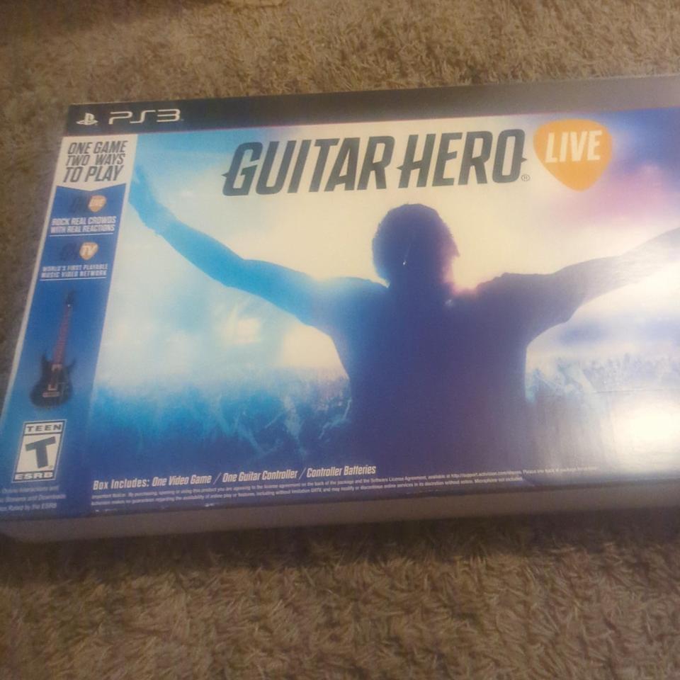 Guitar Hero Live Guitar Bundle