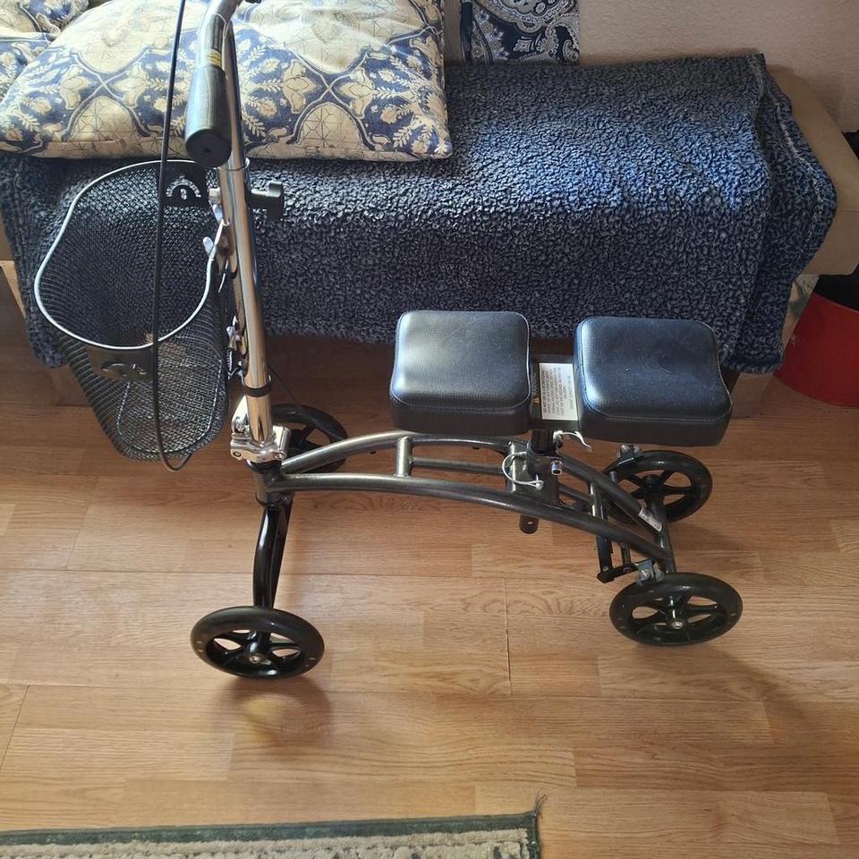 Rollator With Seat And Basket 8e3e