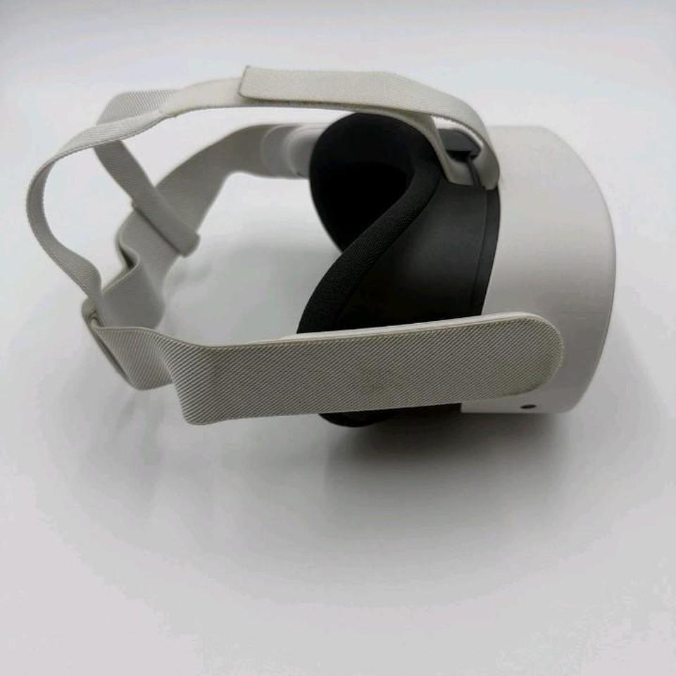 Headset Only Used Meta Quest 393e 3