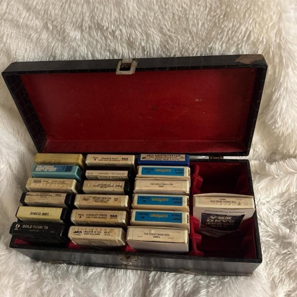 1970s Vintage 8 Track Tape Player