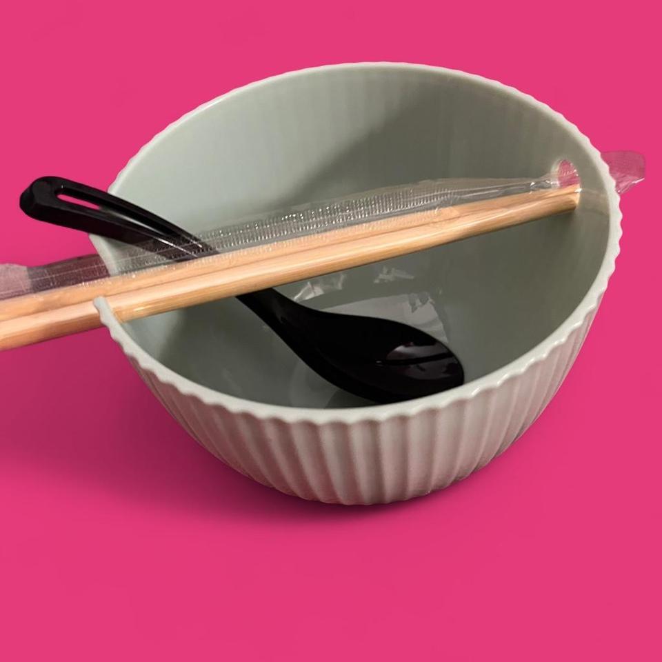 Noodle Bowl Set With Chopsticks 398a