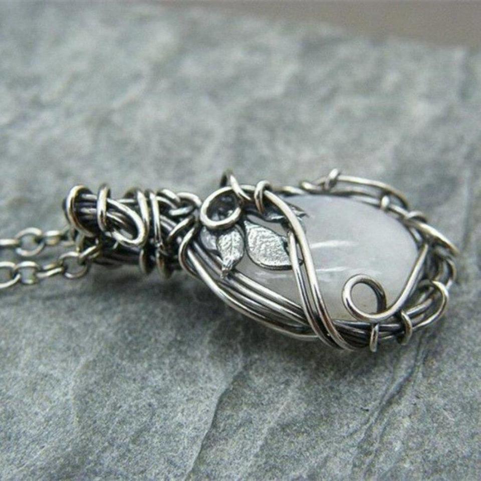 New Vintage White Moonstone 3e87 2