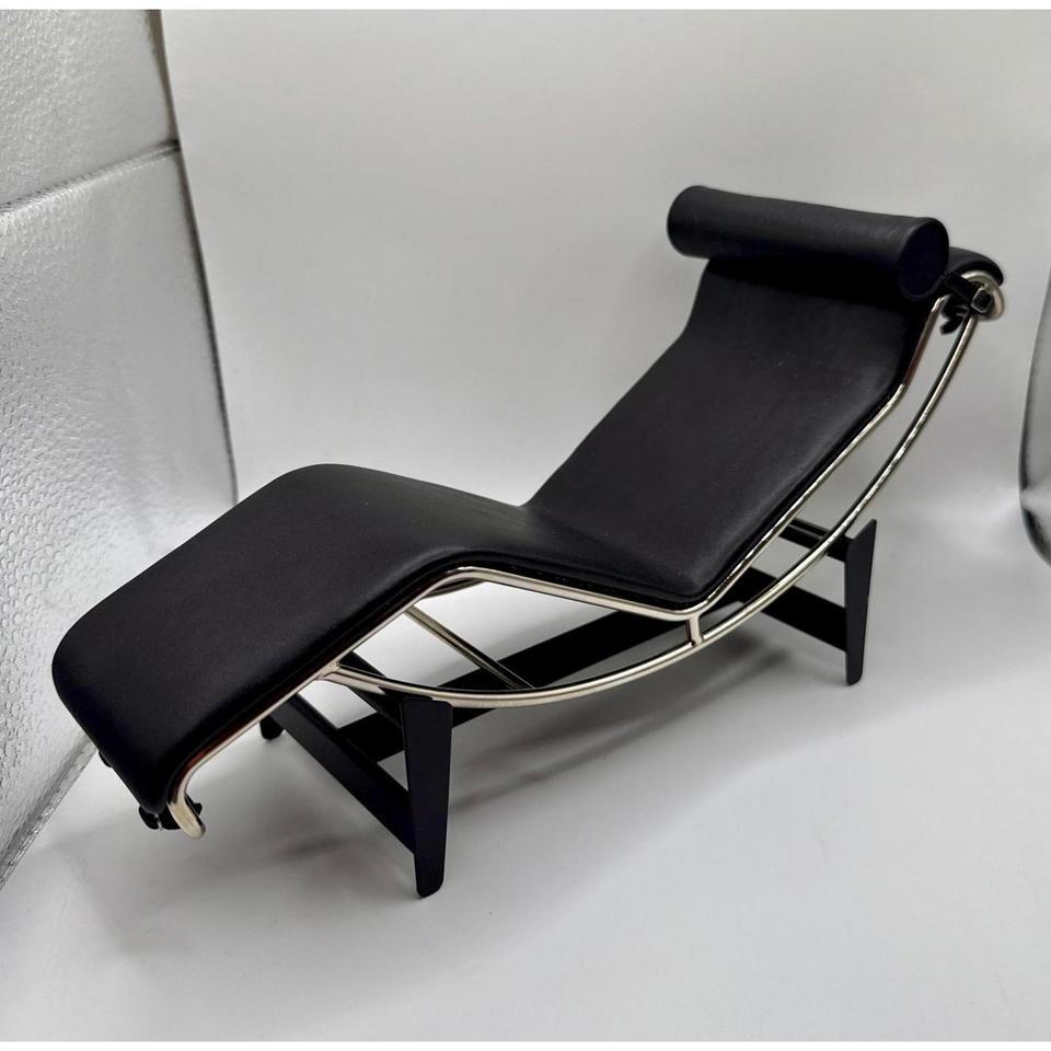 Authentic Vitra 16 Scale Miniature Aece