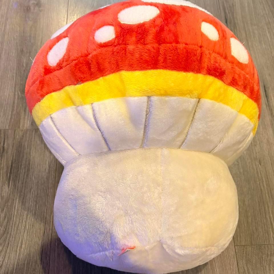 Rare Fluffnest Puff Pals Large 8