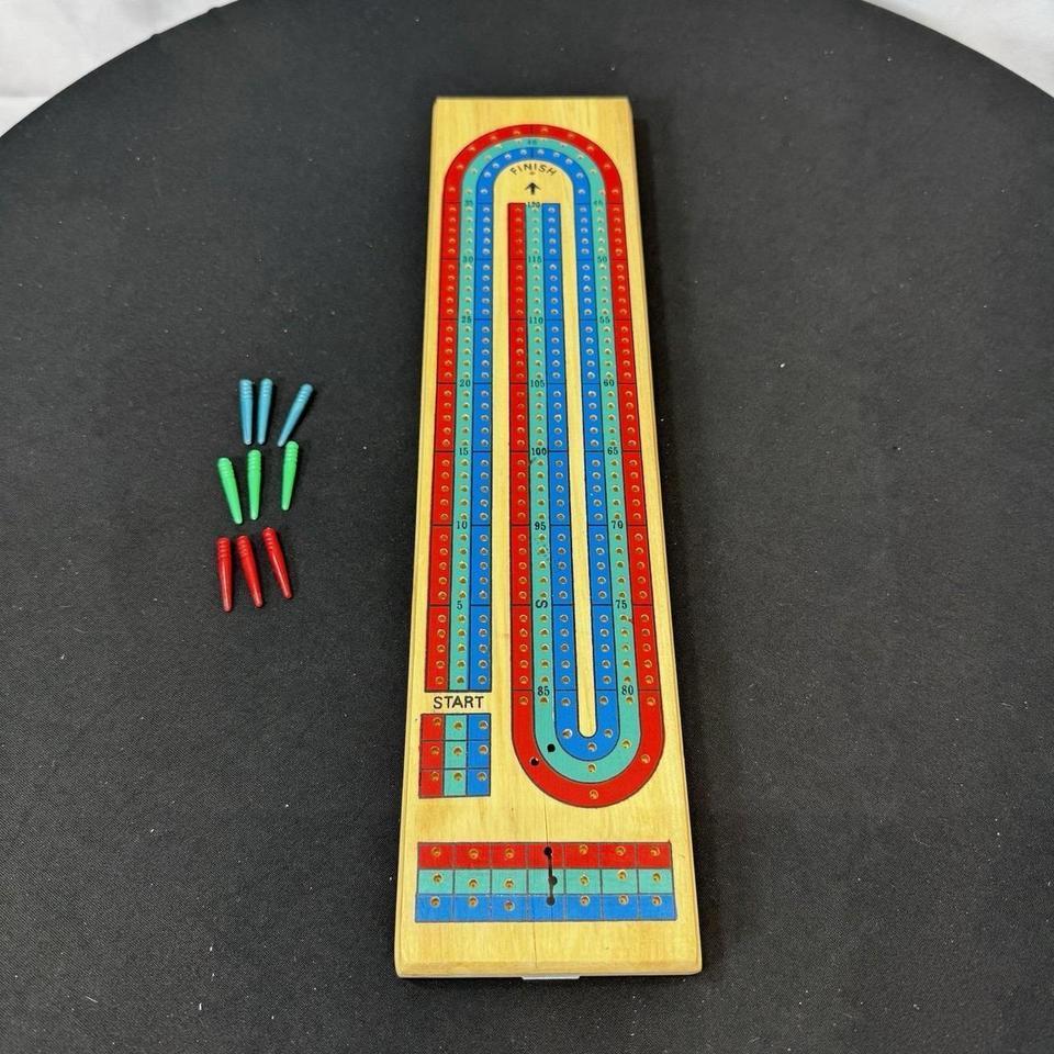 Wood Cribbage Board Red Green C7e1