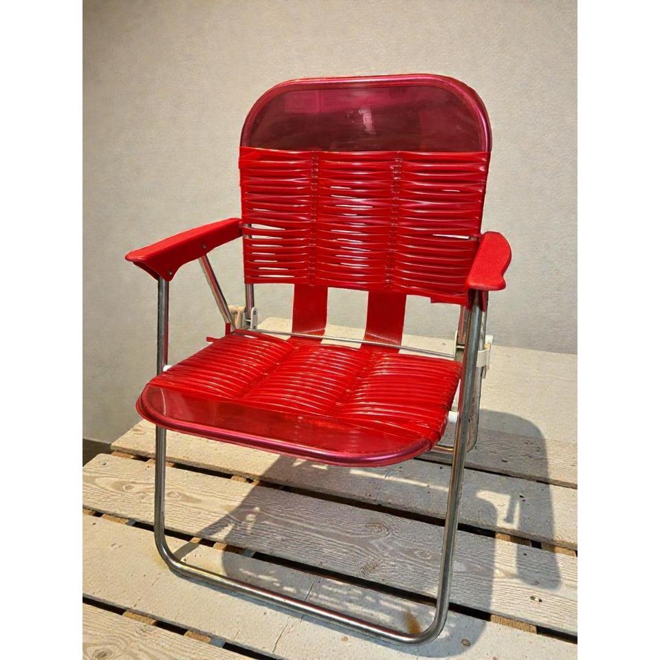 Vintage Red Childrens Jelly Tube 37f9