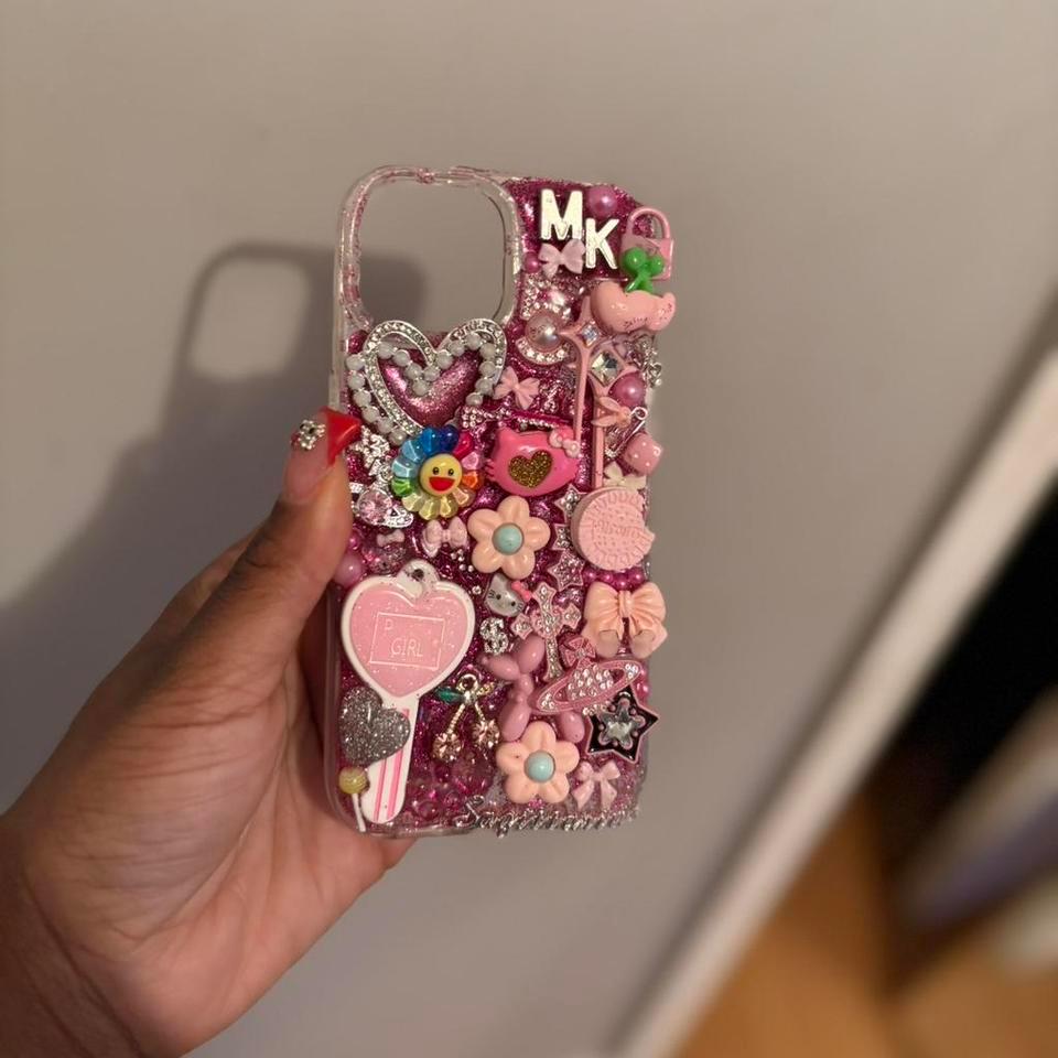 Pink And White Glittery Junk 440e 3