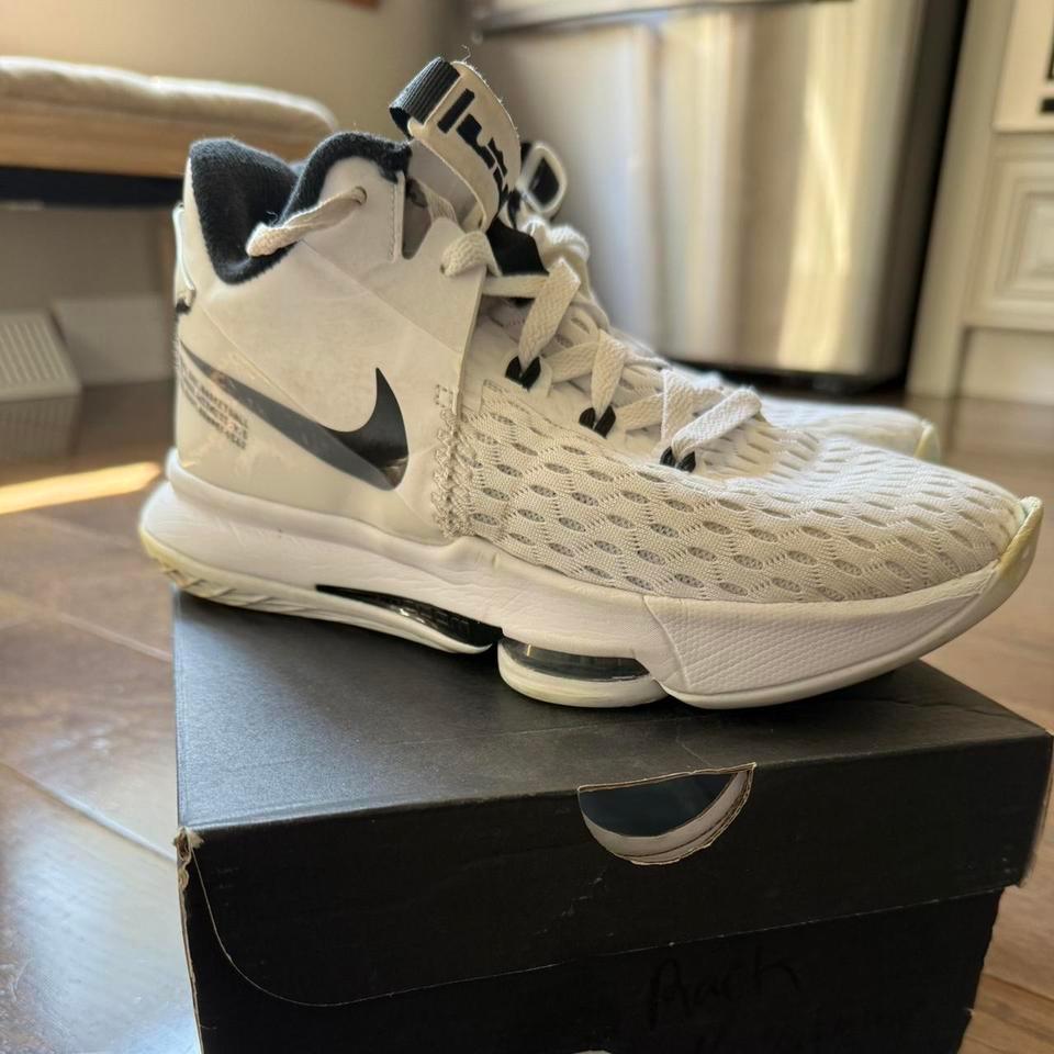 Lebron Nike Witness 17 White