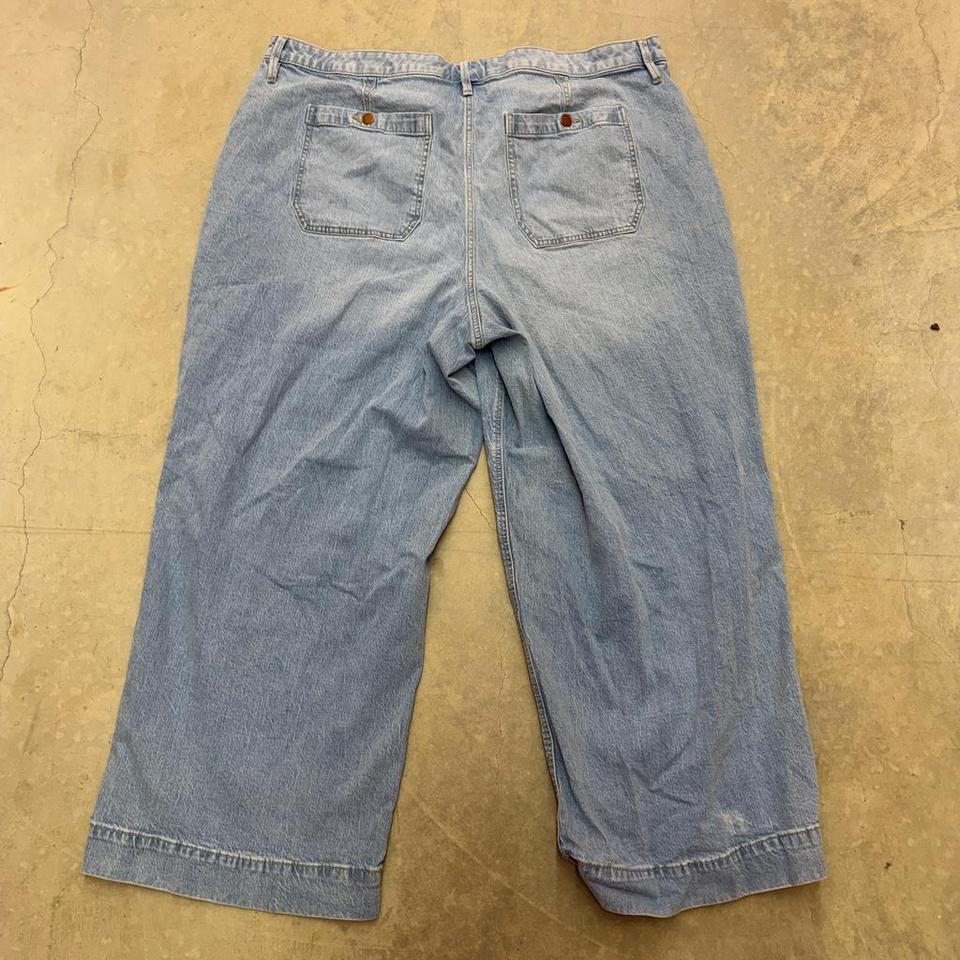 Vintage Light Wash Wide Leg 3