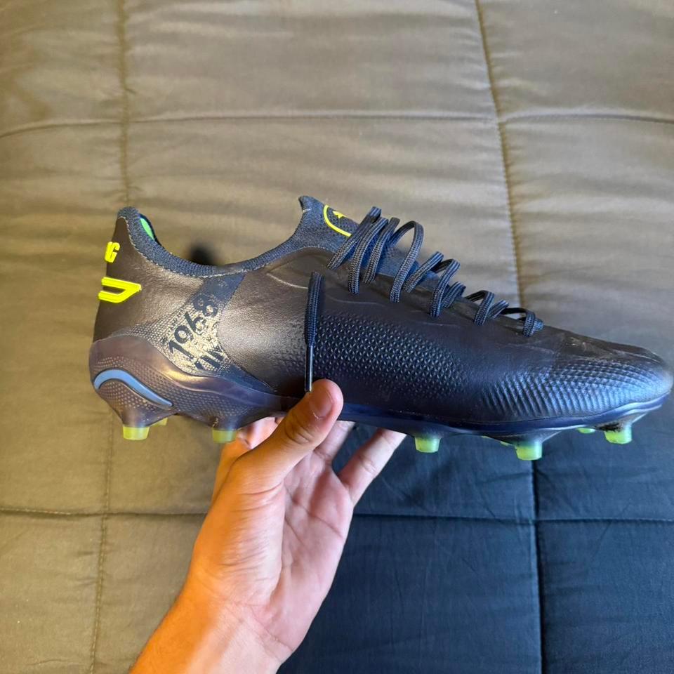 Size 10 Men Puma King 55b5 6