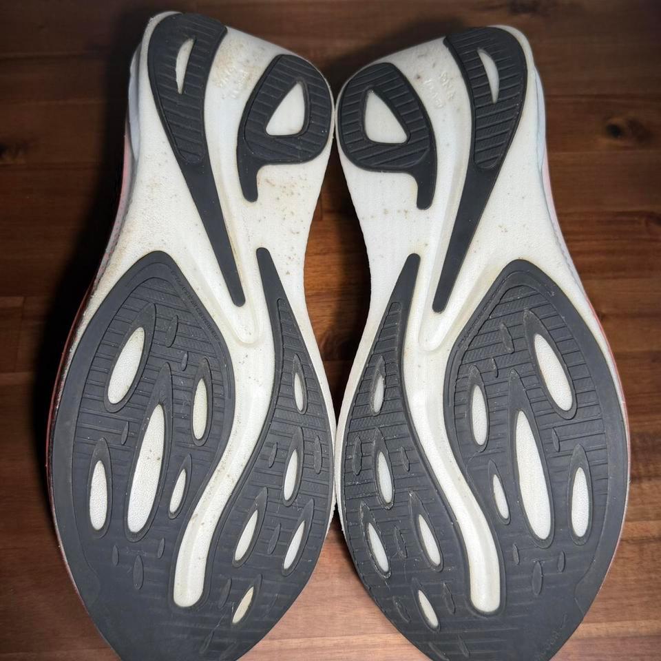 Brooks Womens Hyperion Max Running 7