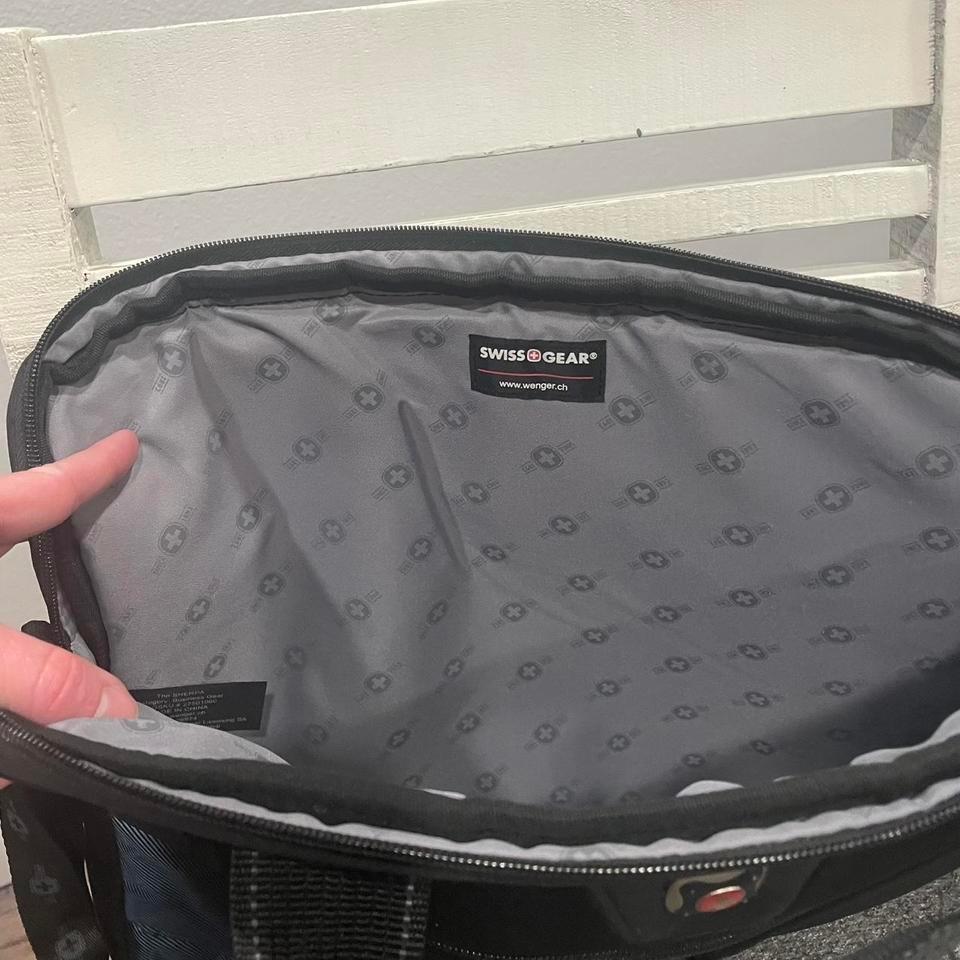 Wenger Laptop Case In Navy 3