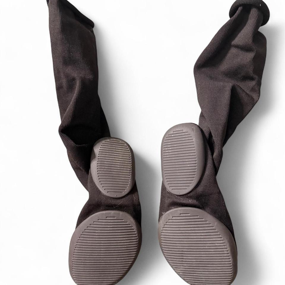 Yeezy Pods Size 8 Mens Dab4 2