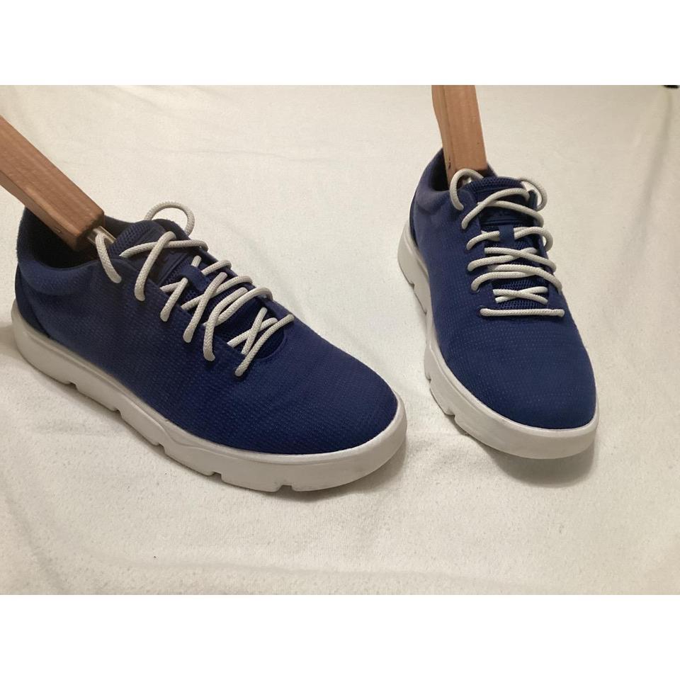 These Helly Hansen Size 8