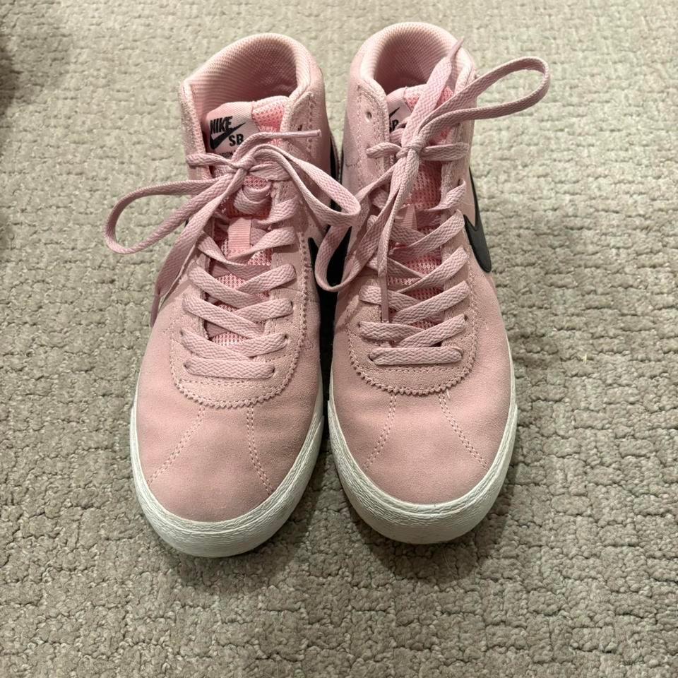 Womens Pink Nike High Top B191 2