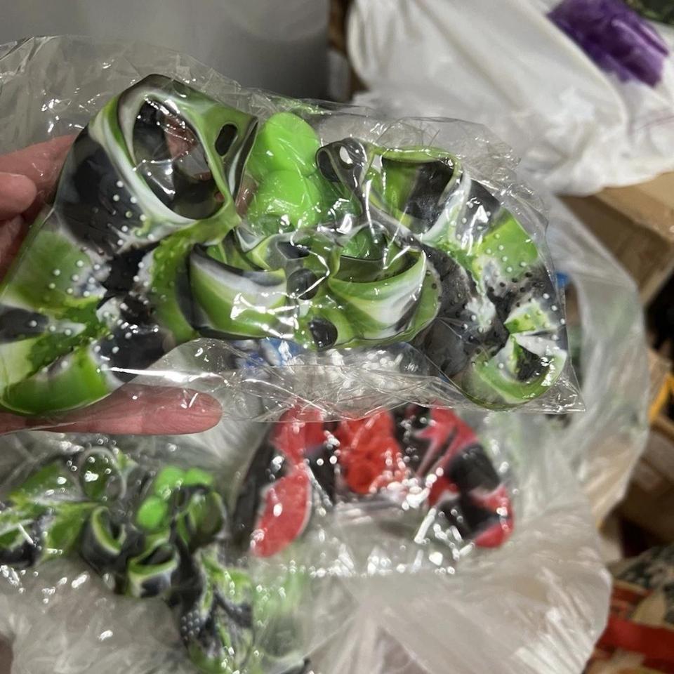 Lot Of 60 Pcs Silicon 6