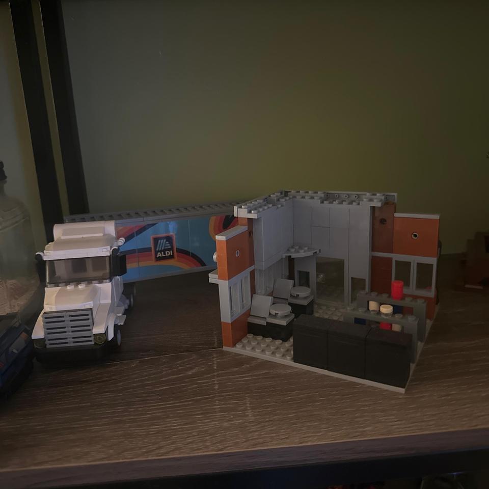 Aldi Truck And Building Lego 0541 2