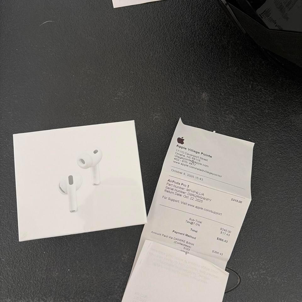 Airpod Pros Please Dm Me 4115