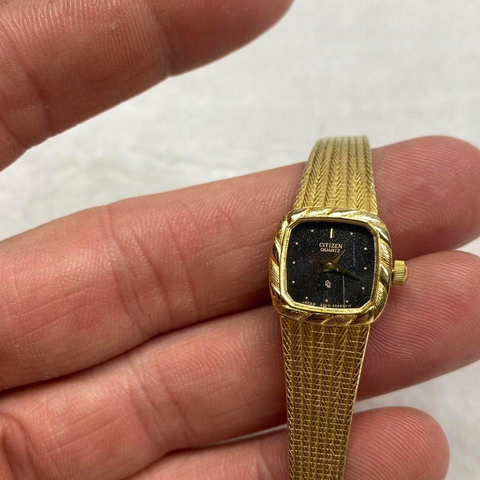 Citizen Womens Vintage Quartz Watch 131f