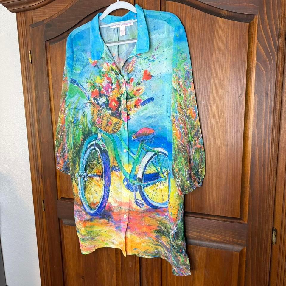 Vibrant Button Up Shirt With A 9127 4