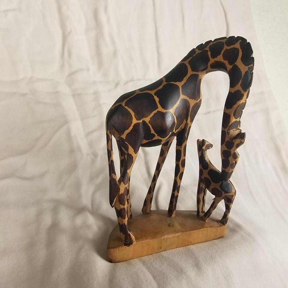 Giraffe Mother Calf Sculpture Hand 01d9 4