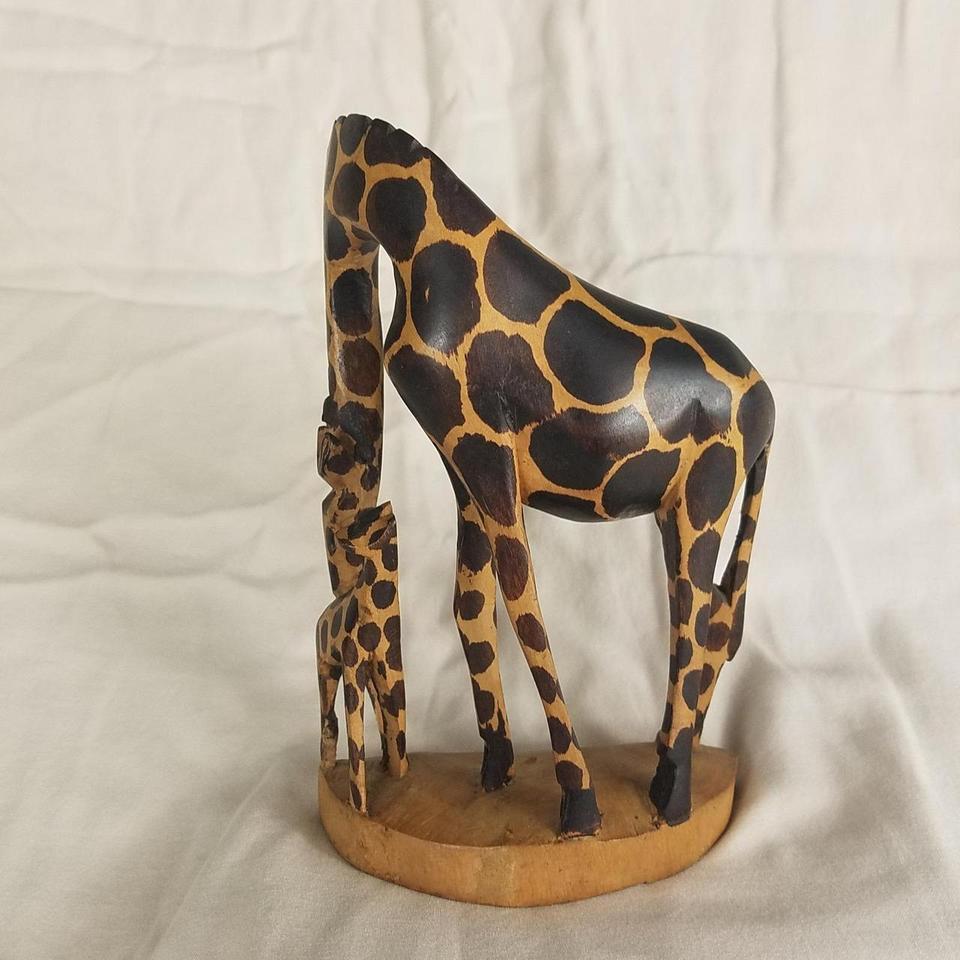 Giraffe Mother Calf Sculpture Hand 01d9 7