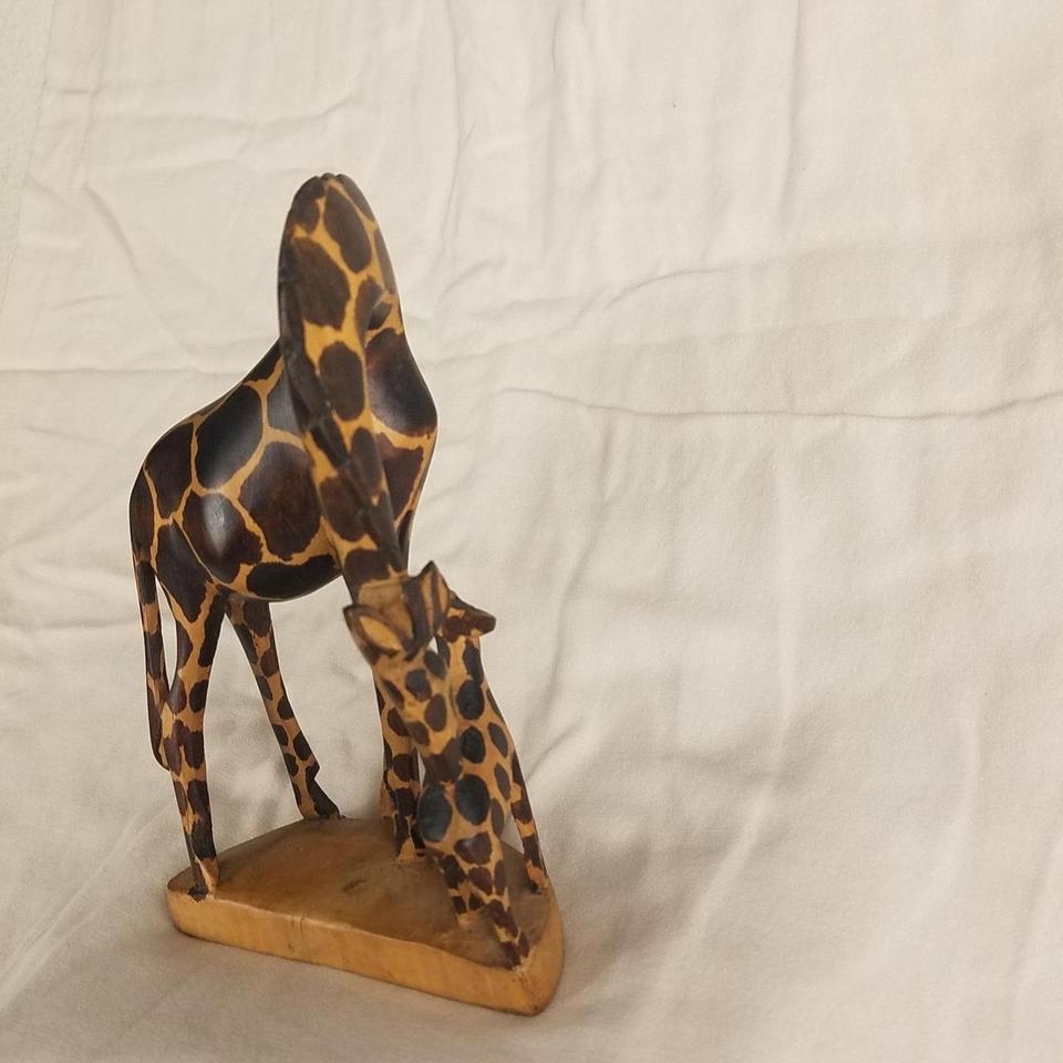 Giraffe Mother Calf Sculpture Hand 01d9 5
