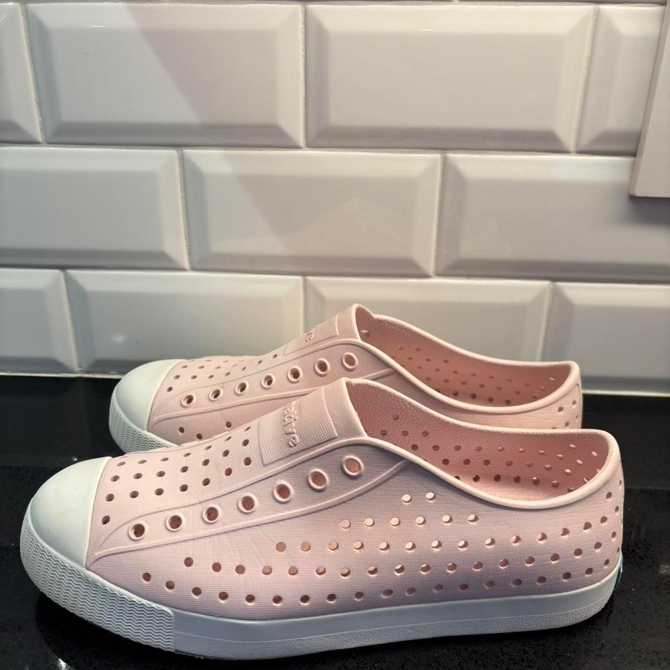 Native Shoes Pink Slip On 7f4d 2