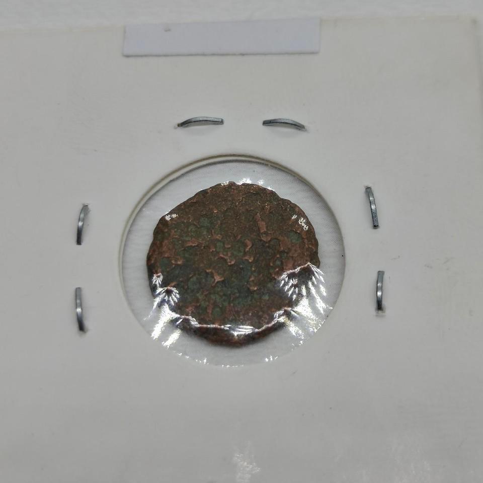 Unidentified Ancient Roman Coin Low E197 2