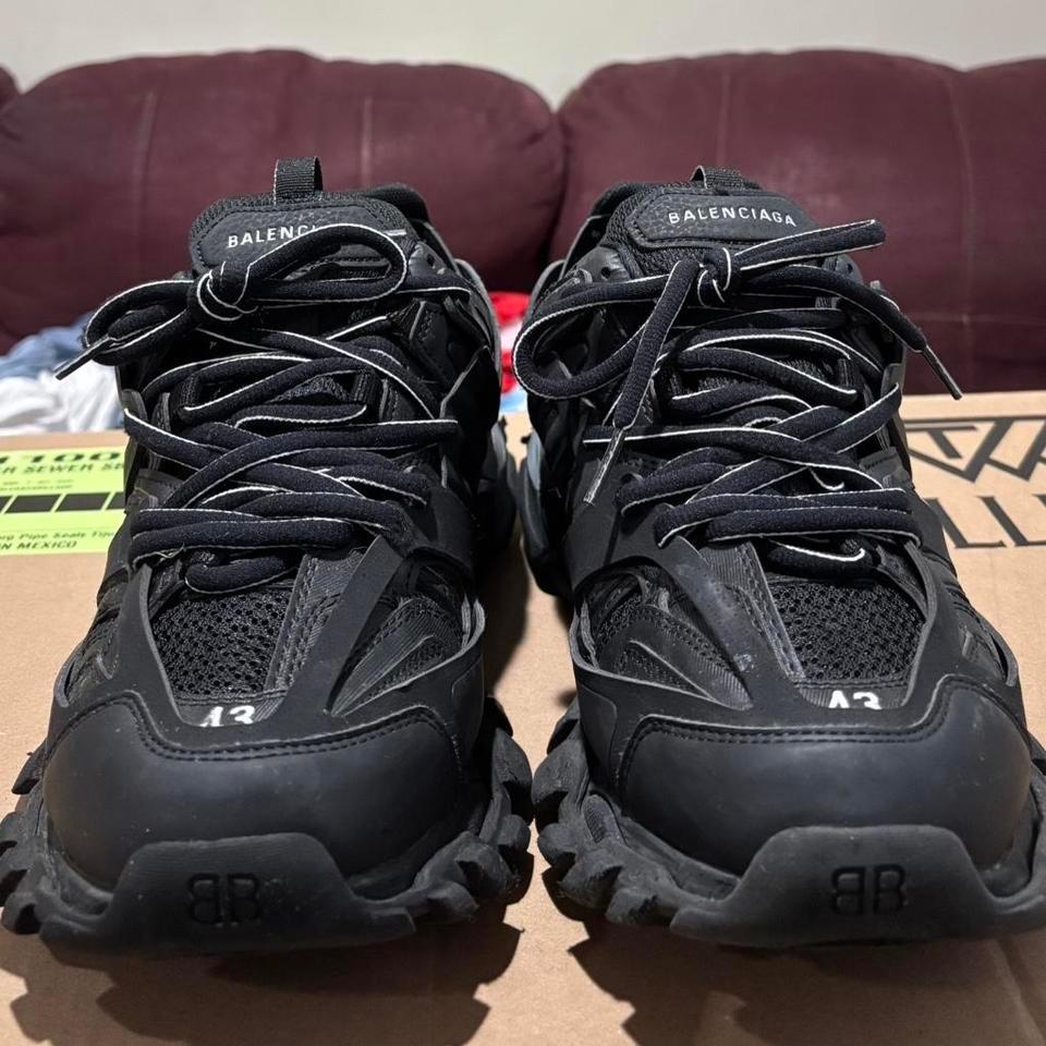Balenciaga Black Tracks Dm Before B075 2