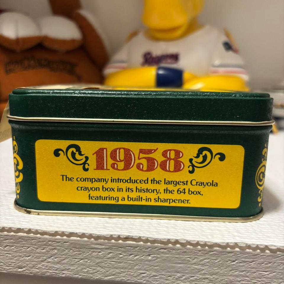 Crayola Collectors Colors Limited Edition 4