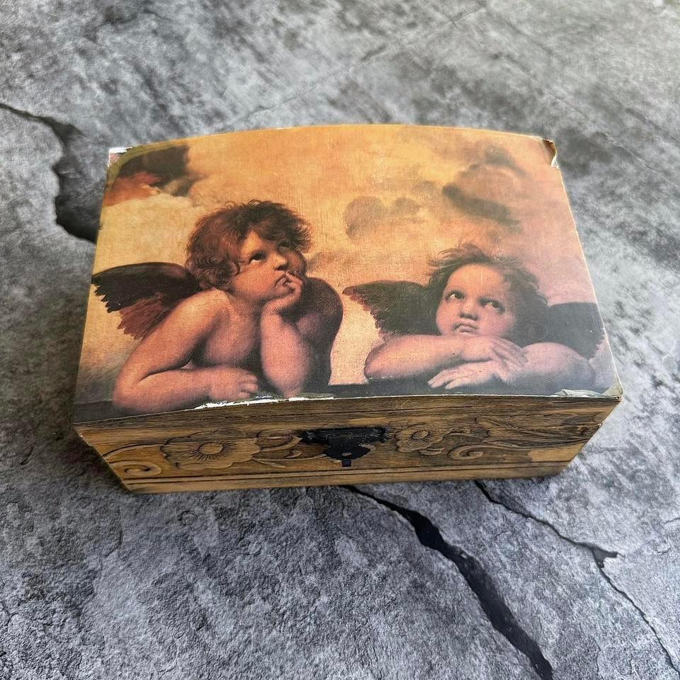 Vintage Raphael Cherub Trinket Box 6cb7