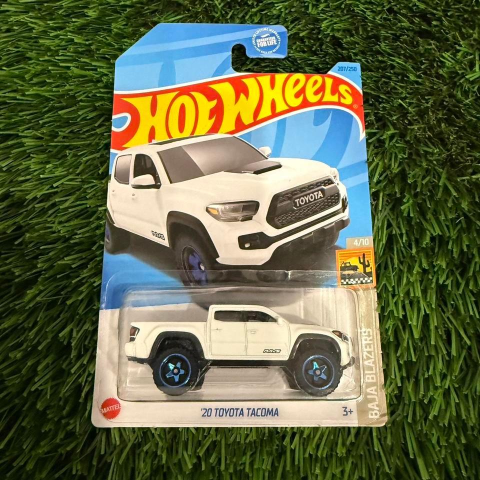 Hot Wheels 2020 Toyota Tacoma