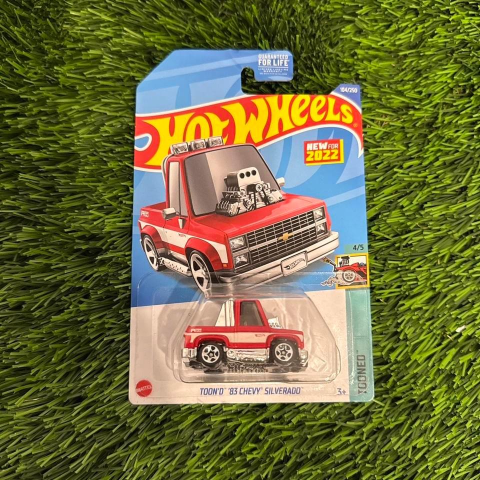 Hot Wheels 83 Chevy Silverado