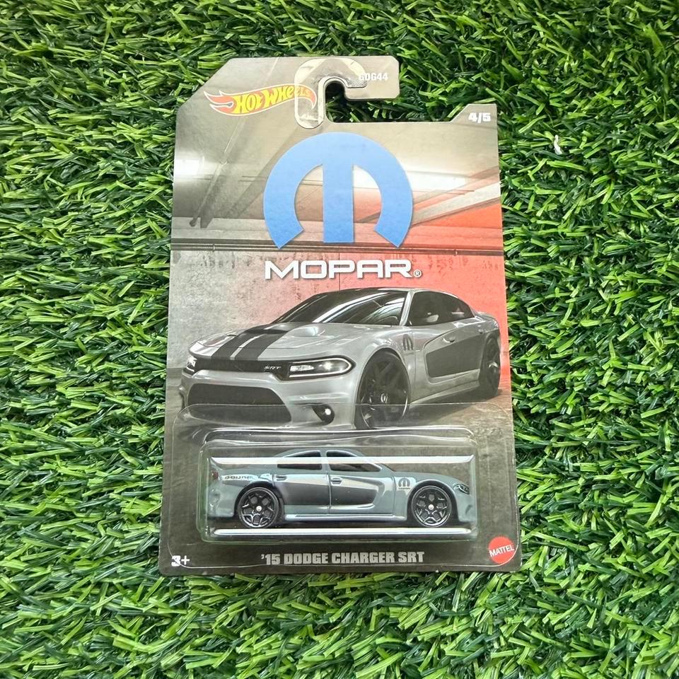 Hot Wheels Dodge Srt D8b3
