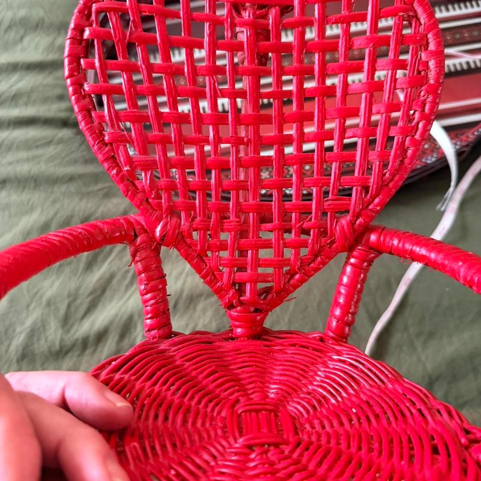 Red Heart Shaped Wicker Chair 5164 8